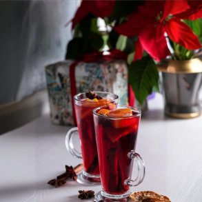 Frisk og Festlig jule Mocktail