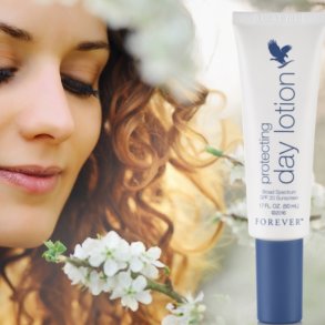 PROTECTING DAY LOTION SPF 20  en fugtgivende, plejende dagcreme.