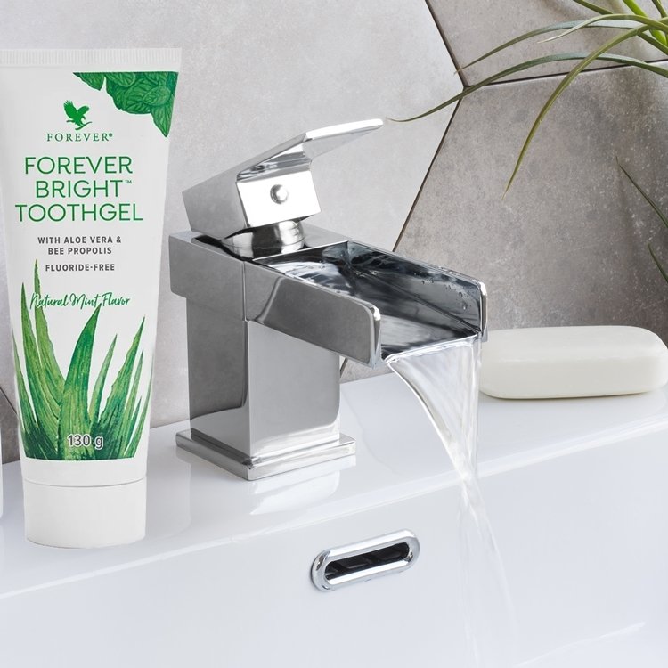 FOREVER BRIGHT TOOTHGEL UDEN TRICLOSAN/FLUOR